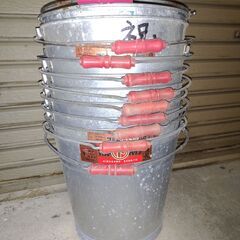 バケツ　ブリキ