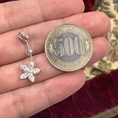 Pt900 ダイヤモンド　ペンダント　フラワー　1.6g 1.19ctの画像