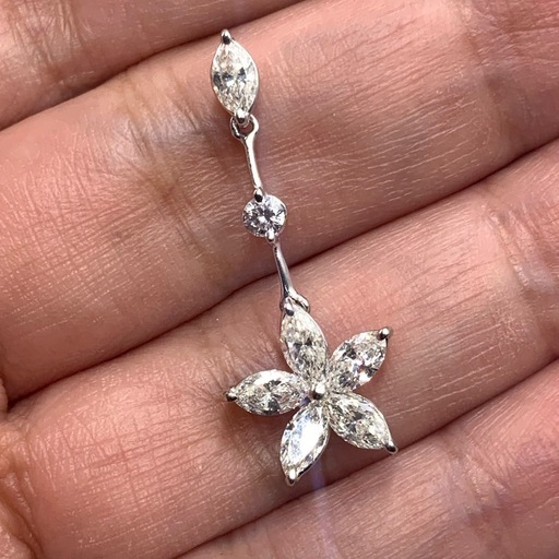 Pt900 ダイヤモンド　ペンダント　フラワー　1.6g 1.19ct