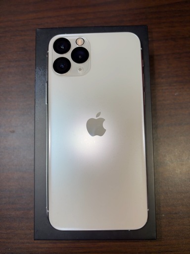 iPhone11pro 256gb simフリー 美品 箱付き 純正急速充電器付属 カメラ保護フィルム付属