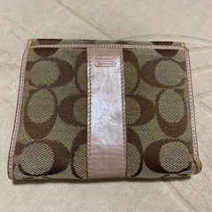 COACH 2つ折り財布の画像