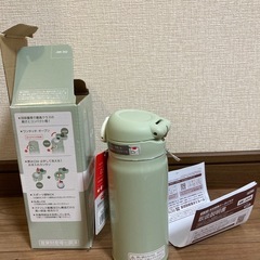 サーモス　水筒　350mlの画像