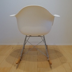 イームズ　リプロダクト　ロッキングチェアの画像
