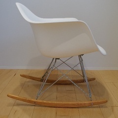 イームズ　リプロダクト　ロッキングチェアの画像