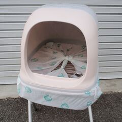 ドーム型猫用トイレ（中古・汚れあり）の画像