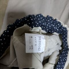 婦人　ボトム　ズボン　Lサイズ　ベージュ　2点　美品の画像