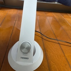 デスクライト LED LE-H851Wの画像