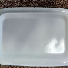 野田琺瑯ケース・小さなタッパ3個（全て中古）、煮物碗（未使用）の画像