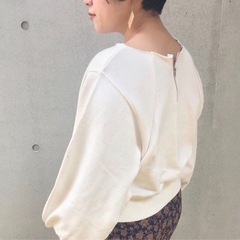 新品タグ付き　Kastane  定価7,150円　ZIPロゴスウェット　パープルの画像