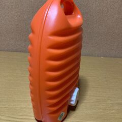 【中古/長期保管品/お引取り限定】■湯たんぽ（カバー付き）■立つ湯たんぽ■AISAI■オレンジ色■樹脂製■の画像