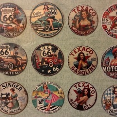 レトロなアメリカン
木製コースター20枚の額装の画像