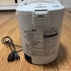 タイガー 魔法瓶 マイコン 電気 ポット 2.2L ホワイトの画像