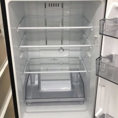 冷蔵庫【配達無料お届け設置出来ます💫都内近郊🚚】信頼のTOSHIBA製153ℓ✨自動霜取り機能モデル❄️✨除菌クリーニング済✨の極美品✨他にも冷蔵庫.洗濯機.電子レンジ.オーブン電子レンジ.炊飯器.テーブル&椅子.机&チェアー.ベット&マットレス.ソファーなど多種多様な美品が有ります✨お気軽にお問い合わせ下さい💫 の画像