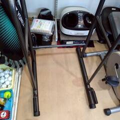 懸垂バー トレーニング器具 ぶら下がり健康器 懸垂マシンの画像