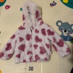 子ども服＋タンスの画像