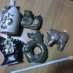 ⑤◍陶器製、珍しい空き瓶、来年の干支の馬等、5点、等、●大きさ画像参照、状態綺麗、飾り物、★お手数をおかけしますプロフィール必読ですの画像