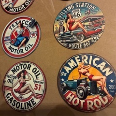 レトロなアメリカン木製コースター15枚を額装しましたの画像