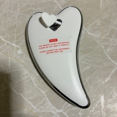 【新品】USB充電式 かっさ 美顔器 （赤・青LED搭載 / EMS振動 / 温熱ケア）の画像