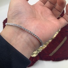 K18 ホワイトゴールド　テニスブレスレット　10.5g 1.5ctの画像