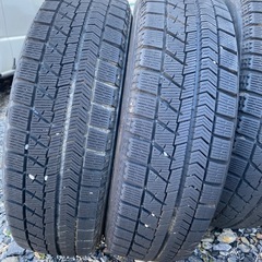 ブリヂストンスタッドレスタイヤ
の画像
