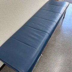 待合椅子の画像