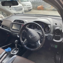 平成23年式フィットシャトルハイブリッドの画像