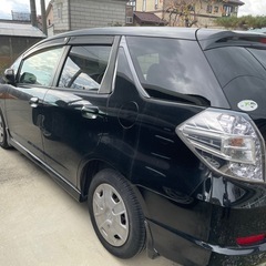 平成23年式フィットシャトルハイブリッドの画像