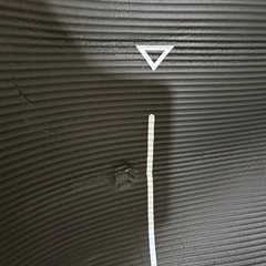 ゴムマット洗濯中に少し破れあります 長さ2メートルほどの画像