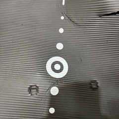 ゴムマット洗濯中に少し破れあります 長さ2メートルほどの画像