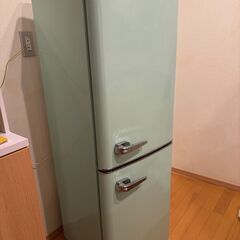 レトロ感あふれる 冷蔵庫を取りにきてください！の画像