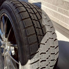 【良品】スタッドレスタイヤ グッドイヤー　アイスナビ7の画像