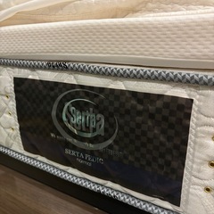 サータ Sertaダブルマットレスの画像