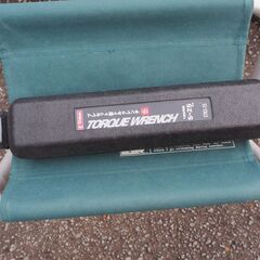 【交渉中】トルクレンチ 差込角 9.5mm 20-110N・m （イーバリュー /ETR3-110）未使用の画像