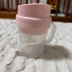 西松屋ベビー用コップ　飲む練習の画像