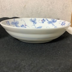 橘　橘吉　たち吉　皿　深皿　ボウル　煮物鉢　サラダボウル　ぶどう柄の画像