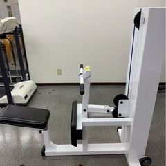 トレーニングマシーンの画像