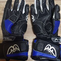 ベリック　レーシンググローブの画像