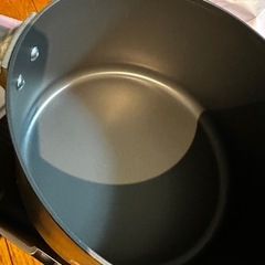 ブランド鍋ピエールカルダンの画像