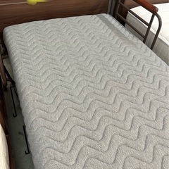 電動介護ベッドの画像