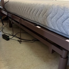 電動介護ベッドの画像