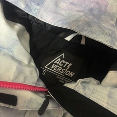 美品‼️スノボーウェア レディース の画像