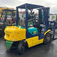 フォークリフト コマツ FG25LC-1
4,使いやすい2.5t実用モデル！現場で大活躍の画像