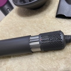 ダイソン　ドライヤーの画像