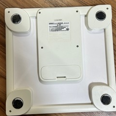 OMRON体重計の画像