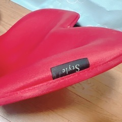 MTGの骨盤サポートチェアの画像