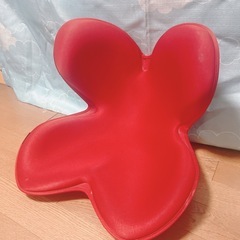 MTGの骨盤サポートチェアの画像