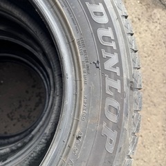 バリ山　DUNLOP ダンロップ　SJ8 225/65R17 スタッドレス　タイヤ　2021年製　17インチの画像