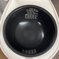 2022年製IH炊飯器アイリスオーヤマ5号炊きの画像