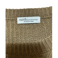 【美品】earth music&ecology ニットセーター  ベージュ フリーサイズの画像