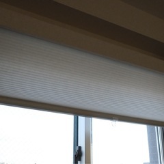 美品IKEA、価格相談可能、断熱ハニカムシェード、ホワイト、140x155cmの画像